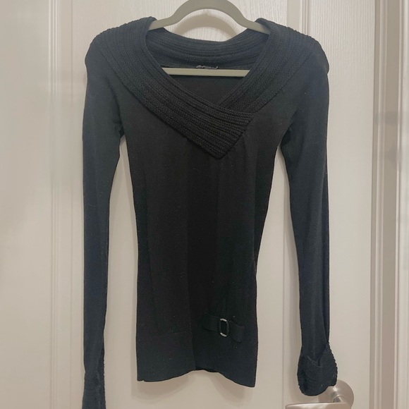 Le Chateau Black Knitwear Fitted Sweater - Picture 3 of 6